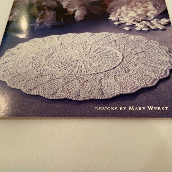 Extra Special Doilies Crochet Book - Picture 9 of 11